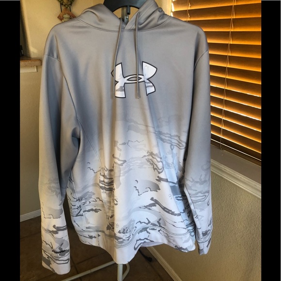 Under Armour Camo Pullover - Picture 1 of 3